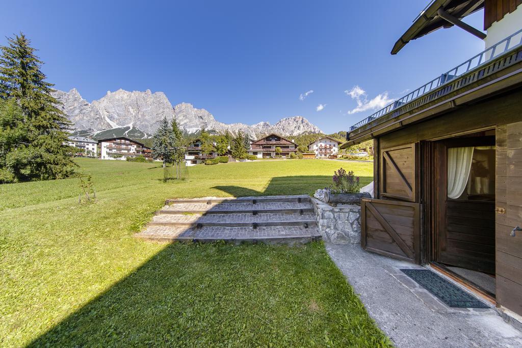 Chalet Verocai - Stayincortina Cortina d'Ampezzo Exterior photo